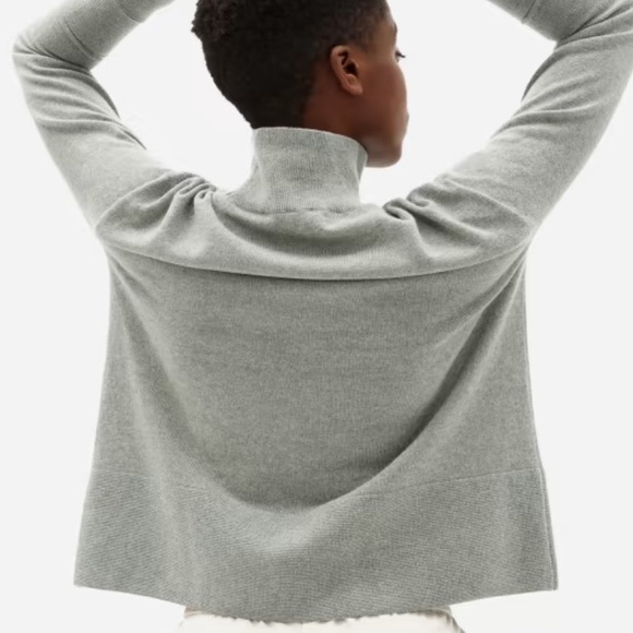 Everlane Cashmere Turtleneck Sweaters - Picture 3 of 6